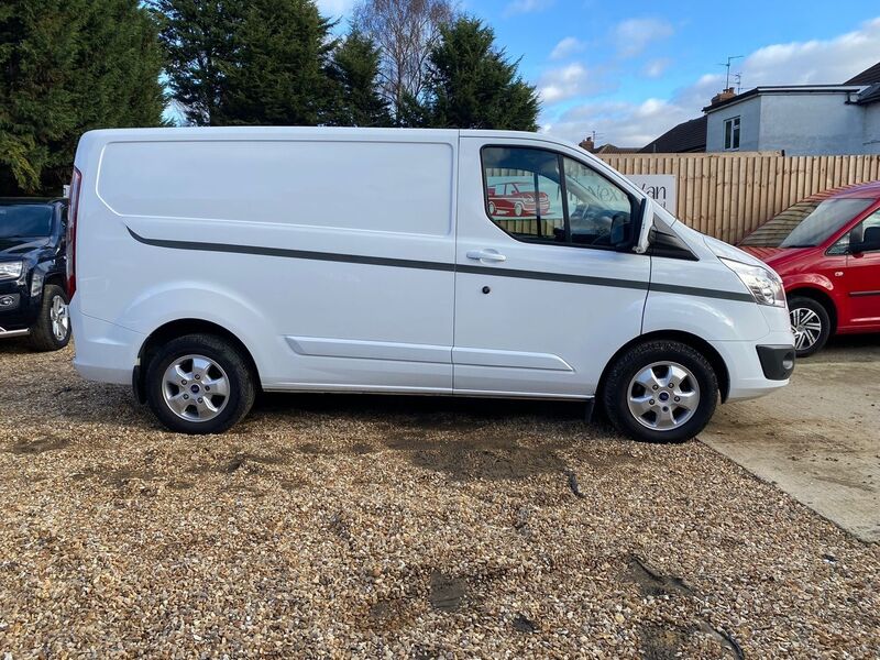 FORD TRANSIT CUSTOM