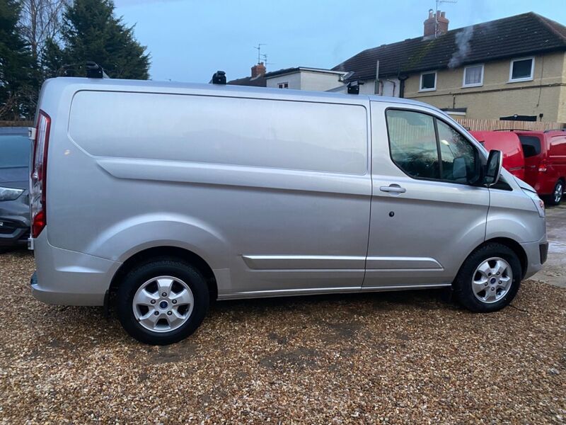 FORD TRANSIT CUSTOM