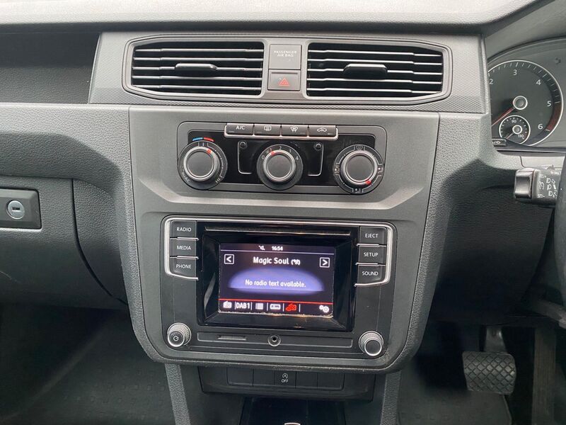 VOLKSWAGEN CADDY