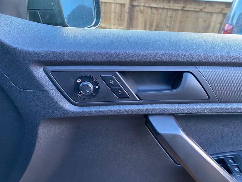 VOLKSWAGEN CADDY MAXI