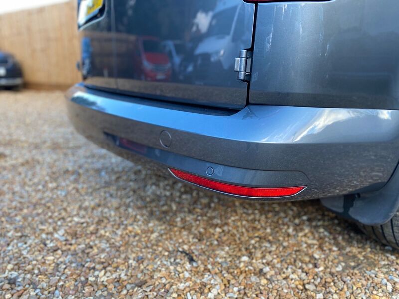 VOLKSWAGEN CADDY MAXI