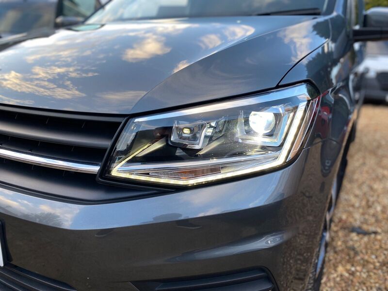 VOLKSWAGEN CADDY MAXI