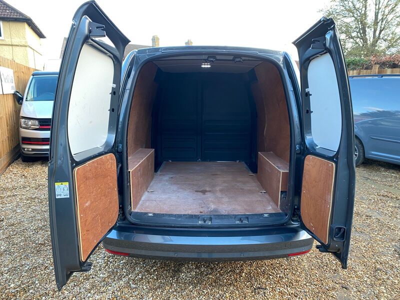 VOLKSWAGEN CADDY MAXI
