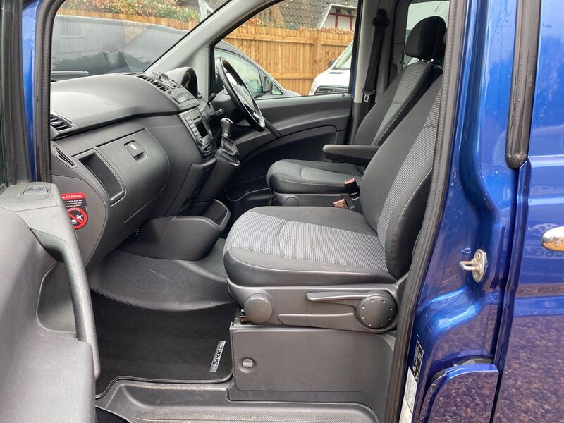 MERCEDES-BENZ VITO