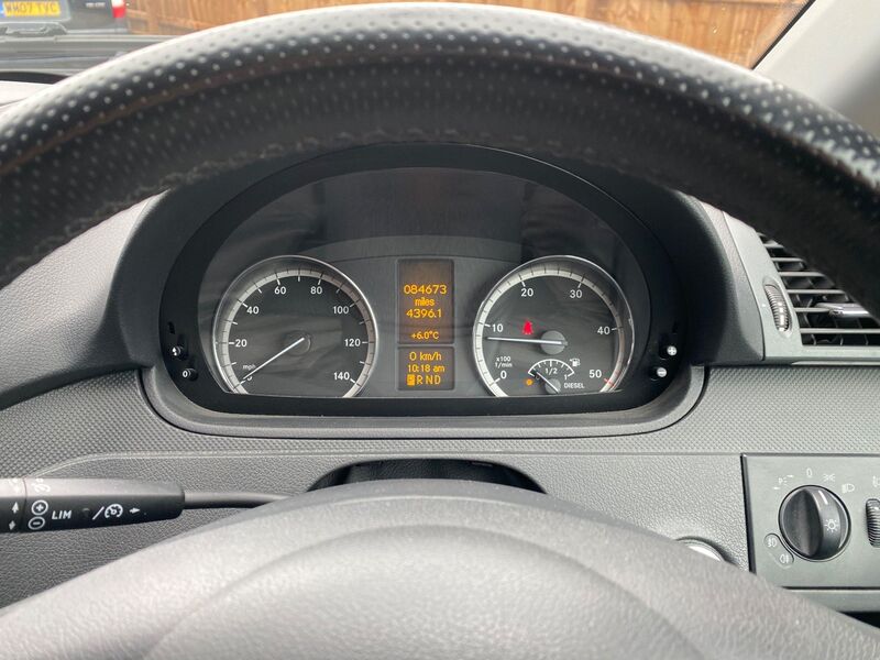 MERCEDES-BENZ VITO