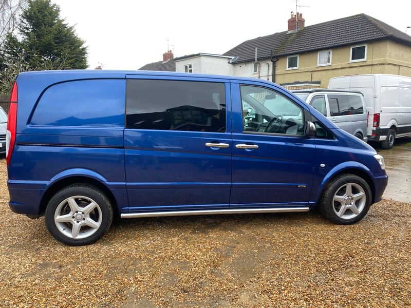 MERCEDES-BENZ VITO