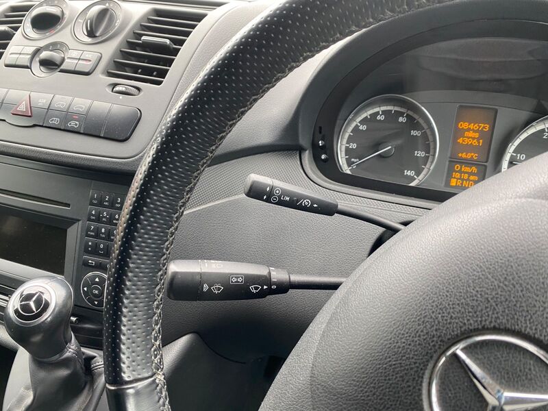 MERCEDES-BENZ VITO