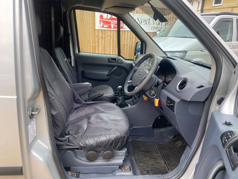 FORD TRANSIT CONNECT