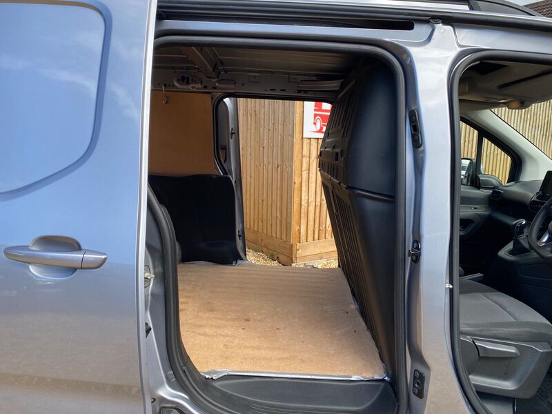 VAUXHALL COMBO