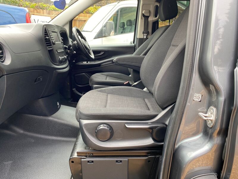 MERCEDES-BENZ VITO