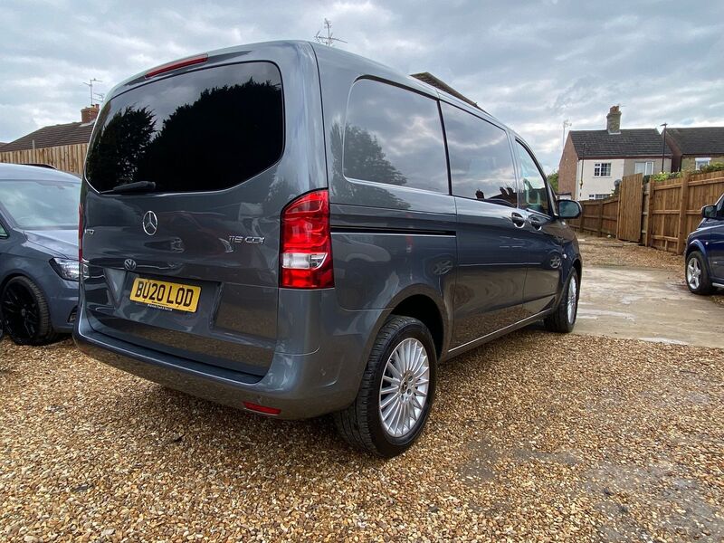 MERCEDES-BENZ VITO
