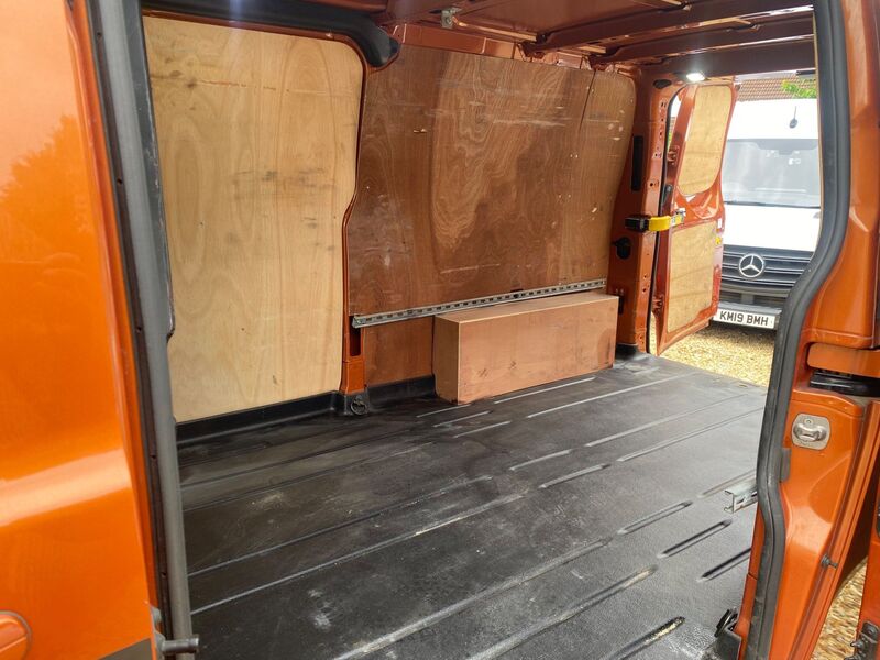 FORD TRANSIT CUSTOM
