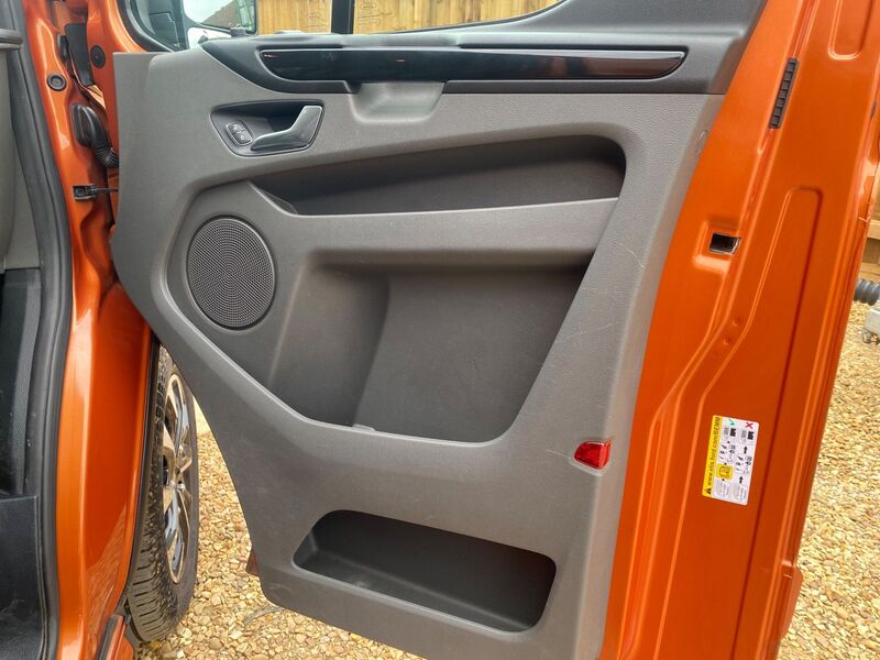 FORD TRANSIT CUSTOM