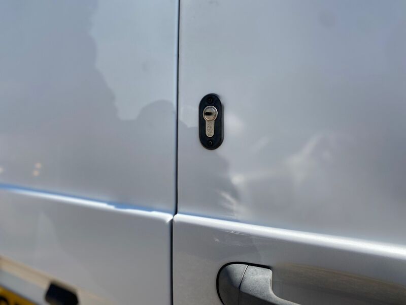 FORD TRANSIT CONNECT