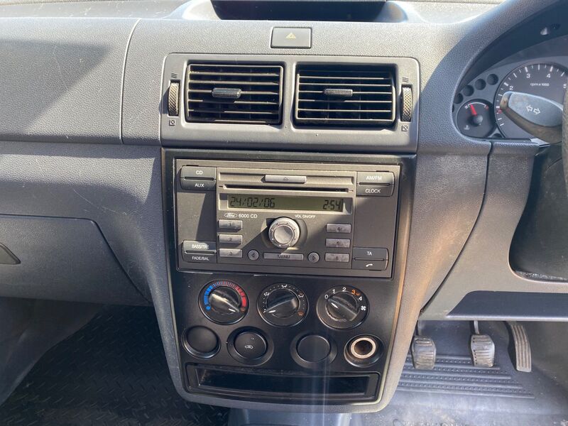 FORD TRANSIT CONNECT