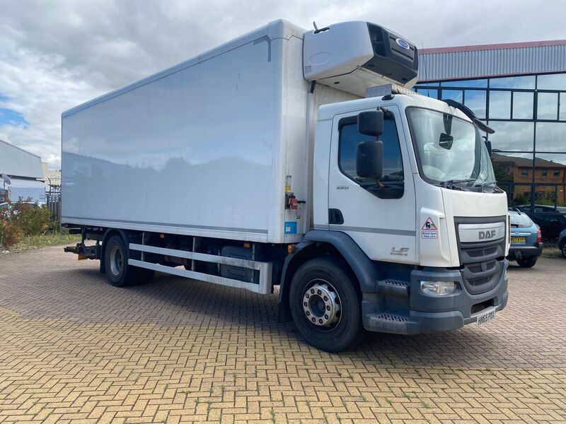 View DAF LF LF 220 FA 18T