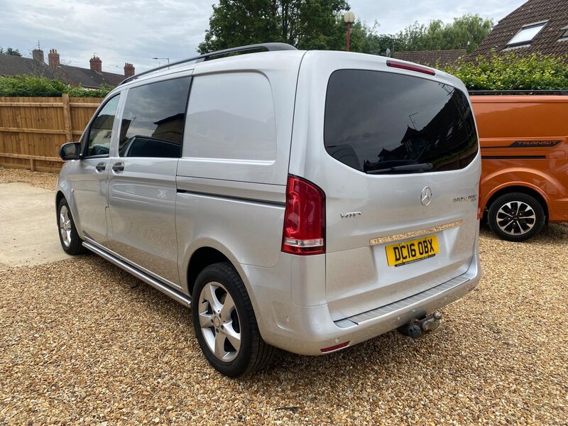 MERCEDES-BENZ VITO