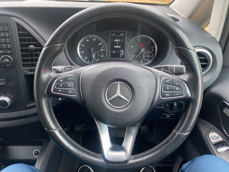 MERCEDES-BENZ VITO