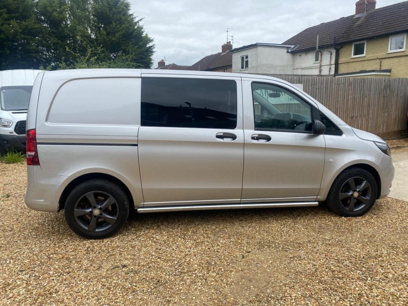 MERCEDES-BENZ VITO