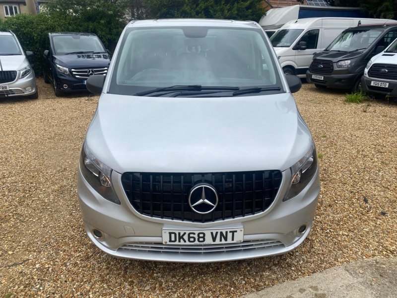 MERCEDES-BENZ VITO