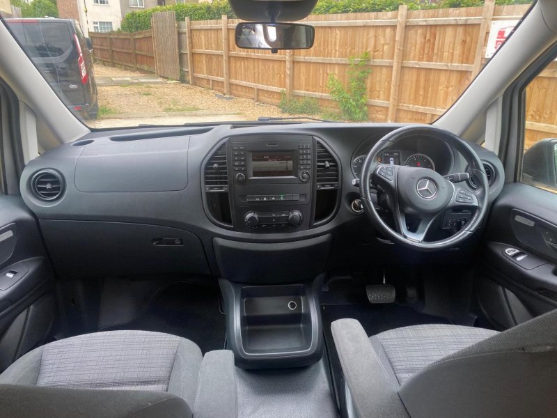 MERCEDES-BENZ VITO