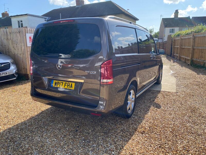 MERCEDES-BENZ VITO