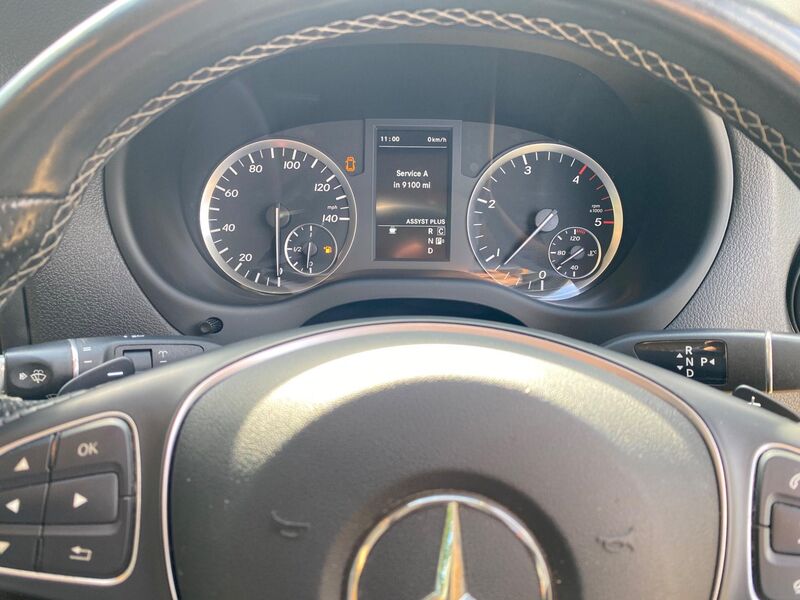 MERCEDES-BENZ VITO