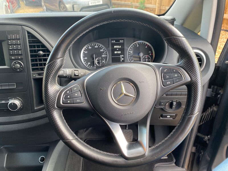 MERCEDES-BENZ VITO