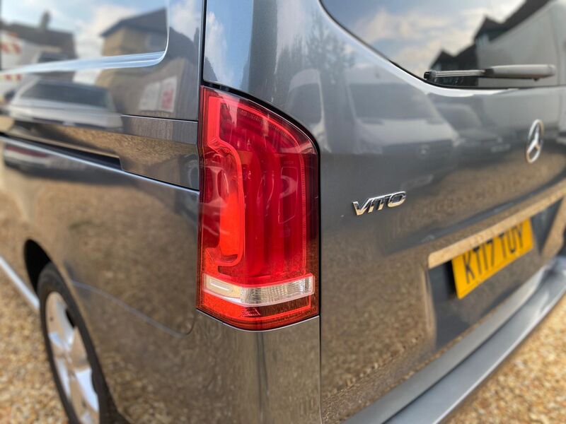 MERCEDES-BENZ VITO