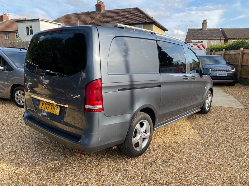 MERCEDES-BENZ VITO